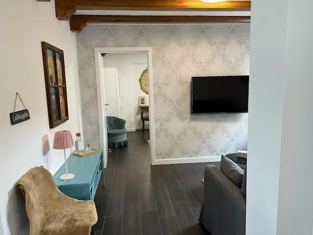 Traumwohnung Mit Eigenem Apartman *